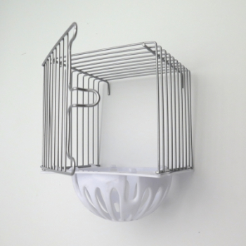 Preview: Kaisernest aus Draht ca. 12x12x11cm mit Kunststoff Nest ca. 9,5cm