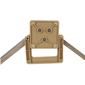 Preview: Sitzbrettchen aus Holz mit wasserfesten schwarzen Sperrholz-Flügeln